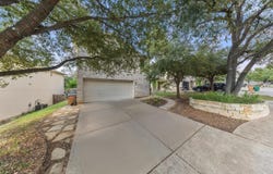 8716 Davis Oaks Trl, Austin, TX 78748
