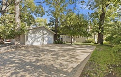 909 6th Avenue N, Saint Cloud, MN 56303