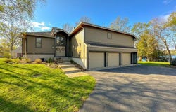 3 Heron Hollow Road, Queensbury, NY 12804