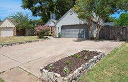 109 Clove Lane, Euless, TX 76039
