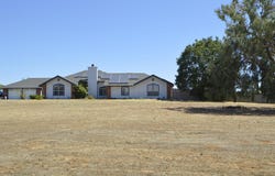 29710 Avenue 22, Madera, CA 93838