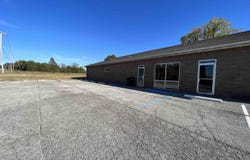 1177 HWY 62, Cotter, AR 72626