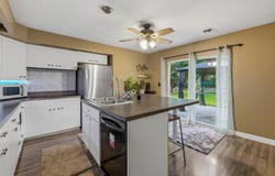 884 E DIVISION Street, FOND DU LAC, WI 54935