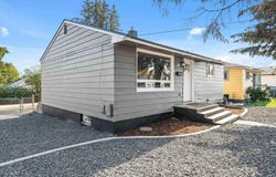 1528 E Walton Ave, Spokane, WA 99207