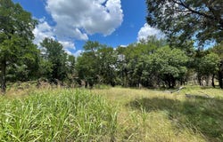 2000 Austin Hines Drive, China Spring, TX 76633