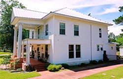 702 S 9th Avenue, Teague, TX 75860