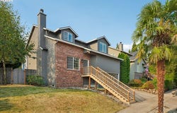 11596 SE SPRINGCREST Dr, Clackamas, OR 97015