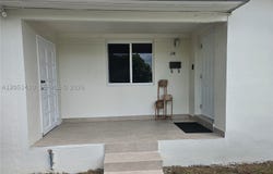 9415 SW 38th St, Miami, FL 33165