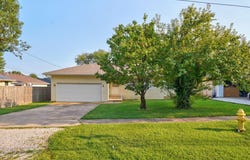 3070 W Calhoun Street, Springfield, MO 65802