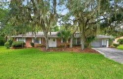 16529 ORANGE Avenue, UMATILLA, FL 32784
