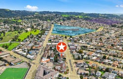 6504 Bancroft Ave, Oakland, CA 94605
