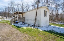 450 Joseph St, North Union Twp, PA 15456