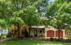172 Enchanted Drive, Enchanted Oaks, TX 75156