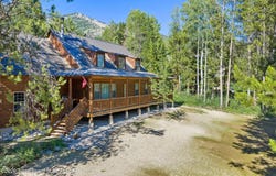 9 PINE Street, Alpine, WY 83128