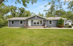 1625 S Sangamon Street, Crete, IL 60417