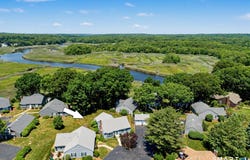 23 Aylesbury Circle, Madison, CT 06443