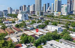 450 SW 9th St, Miami, FL 33130