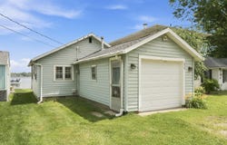 626 E Lakewood Avenue, Warsaw, IN 46580