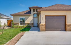 345 NAVARRO WAY, Seguin, TX 78155