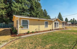 104 N Stevens Ave, Deer Park, WA 99006