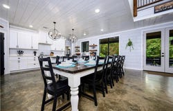 249 N Alaqua Trail, Broken Bow, OK 74728