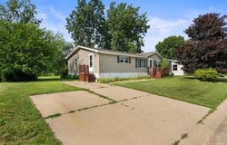 2785 Mulberry Dr, Clarkston, MI 48348