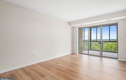 19355 CYPRESS RIDGE Terrace, LEESBURG, VA 20176