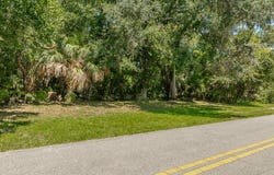 131 8th St, Apalachicola, FL 32320