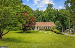 13608 ROYAL CREST Road, PHOENIX, MD 21131