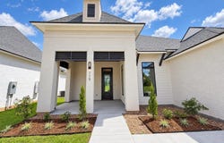 115 Fountain Meadow Drive, Broussard, LA 70518