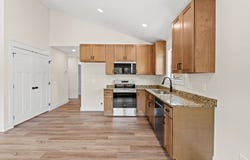 518 Blockhouse Valley Rd, Clinton, TN 37716