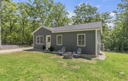 193 Dunton Road, Naples, ME 04055