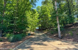 3010 Highlands Circle, Oxford, MS 38655