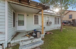 1932 E HIGHLAND BLVD, San Antonio, TX 78210-3720