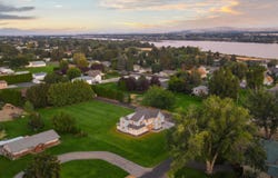 2611 N Road 96, Pasco, WA 99301