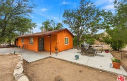 29310 Devils Punch Bowl Rd, Pearblossom, CA 93553