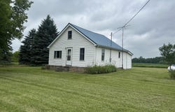 5825 E Dyer Road, Prescott, MI 48756