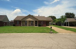 10372 Riggan Drive, Olive Branch, MS 38654