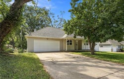 9509 E 79th Street, Raytown, MO 64138