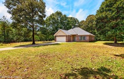 1914 Woodland Drive, Wiggins, MS 39577