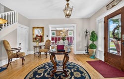 113 W MAIN ST, STANLEY, VA 22851