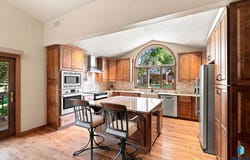 5109 S Sweetbriar Dr, Sioux Falls, SD 57108