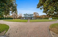 505 WASHINGTON Avenue, LA PLATA, MD 20646