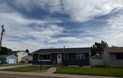 810 7th Ave SE, Sidney, MT 59270