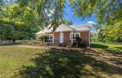 609 Issaqueena Trail, Central, SC 29630