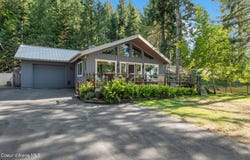 4676 E Hayden Lake Rd, Hayden, ID 83835