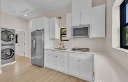 22714 Schoolcraft#2, West Hills, CA 91307