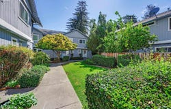 20115 Redwood Rd, Castro Valley, CA 94546