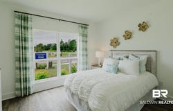 28062 Autumn Lakes Cir, Elberta, AL 36530
