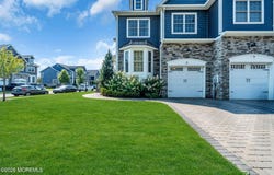 17 Kitchen Avenue, Old Bridge, NJ 08857